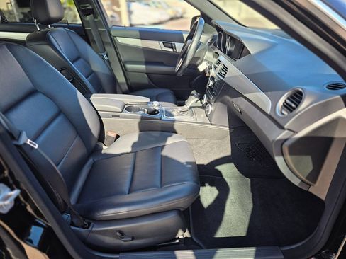 Used 2013 Mercedes-Benz C 250 Sport image 16