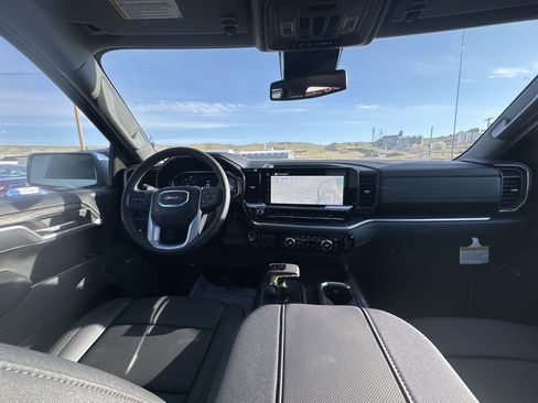 New 2026 GMC Sierra 1500 SLT w/ SLT Premium Plus Package image 15