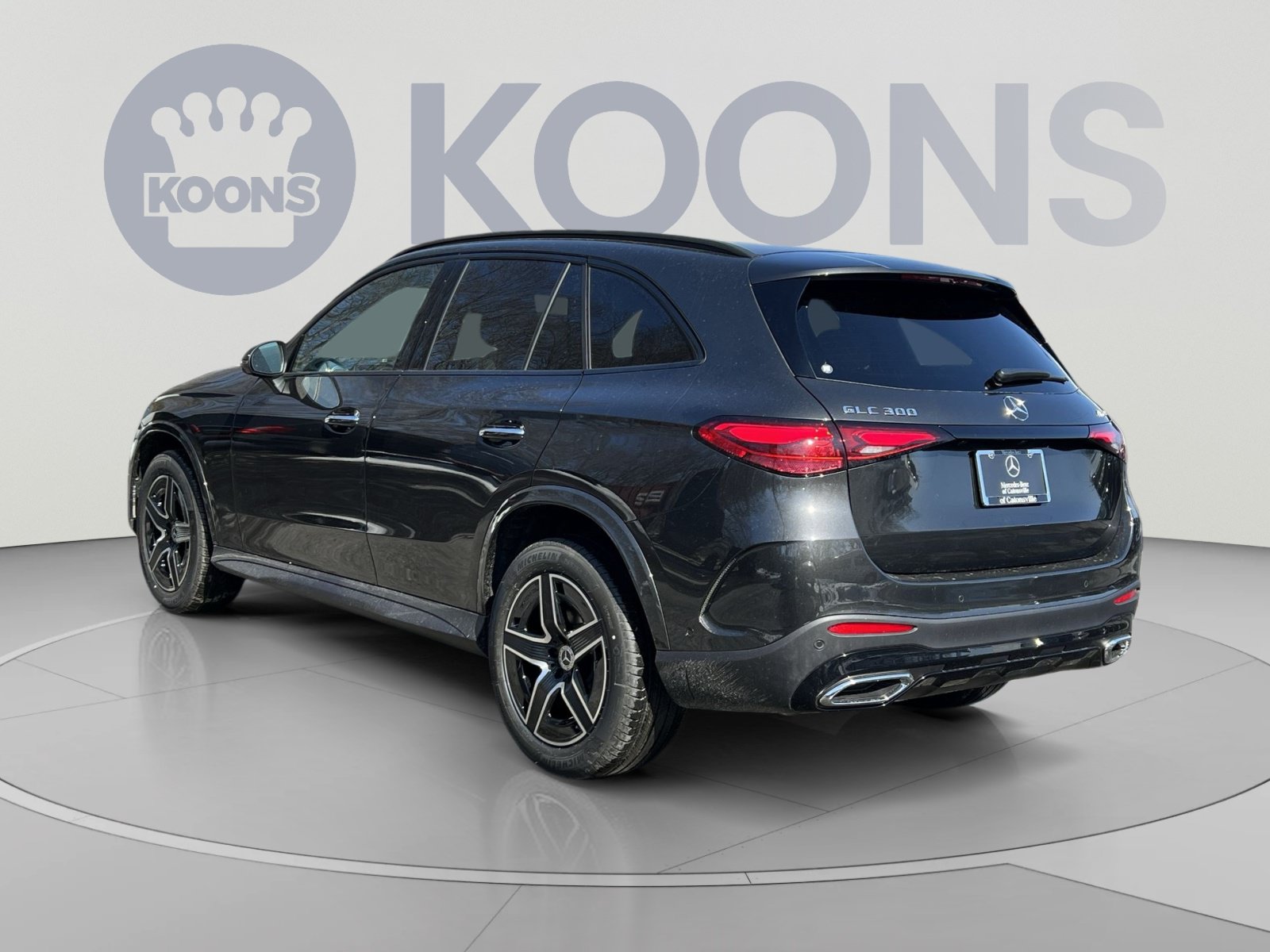 Used 2026 Mercedes-Benz GLC 300 4MATIC image 4