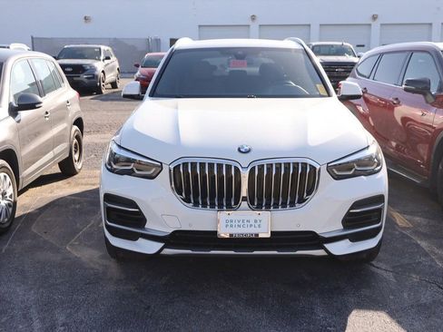 Used 2022 BMW X5 xDrive40i w/ Parking Assistance Package AWD/4WD image 3