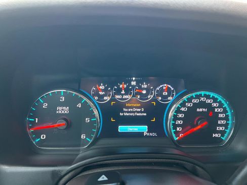 Used 2017 GMC Yukon XL Denali AWD/4WD image 23