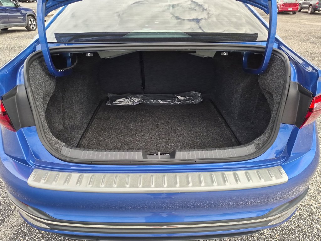 Used 2022 Volkswagen Jetta SEL FWD image 30