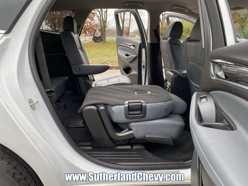 Used 2021 Buick Enclave Premium image 35