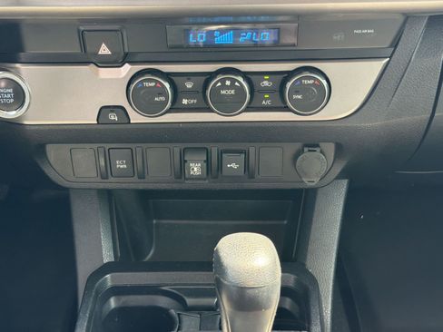 Used 2023 Toyota Tacoma SR5 RWD image 19