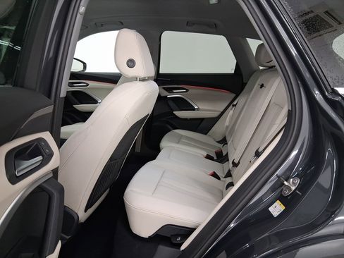 New 2025 Audi Q5 Premium image 13