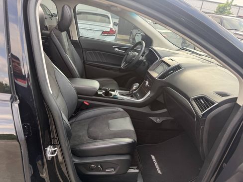 Used 2018 Ford Edge Sport w/ Equipment Group 401A AWD/4WD image 10