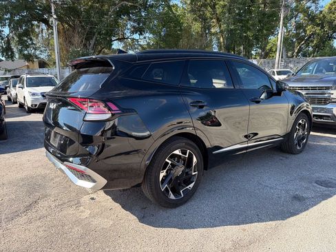 Certified 2025 Kia Sportage SX FWD image 9