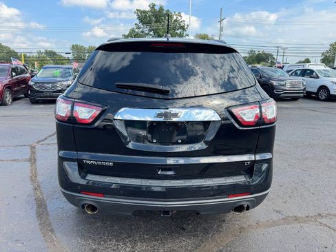 Used 2017 Chevrolet Traverse LT w/ Graphite Special Edition FWD image 4