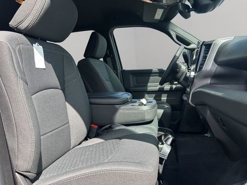 New 2026 RAM 2500 Tradesman AWD/4WD image 16