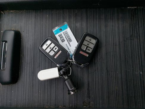 Used 2022 Honda Pilot TrailSport image 10