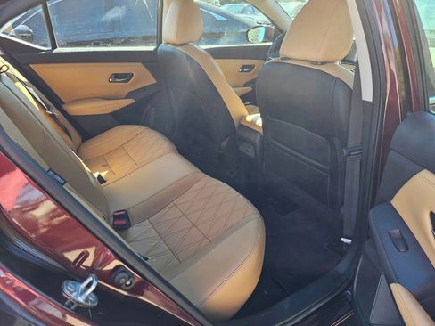 Used 2021 Nissan Sentra SV w/ SV Premium Package image 5