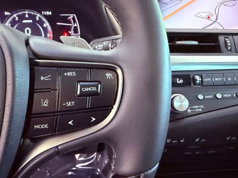 Certified 2021 Lexus ES 350 w/ Premium Package image 22