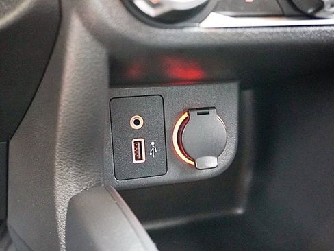 Used 2024 Nissan Kicks S image 28