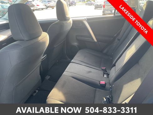 Used 2015 Toyota RAV4 LE FWD image 20