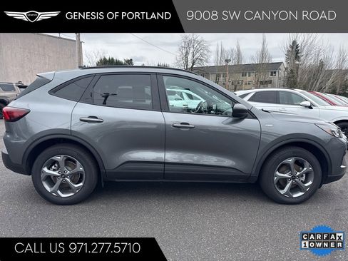 Used 2025 Ford Escape ST-Line image 8