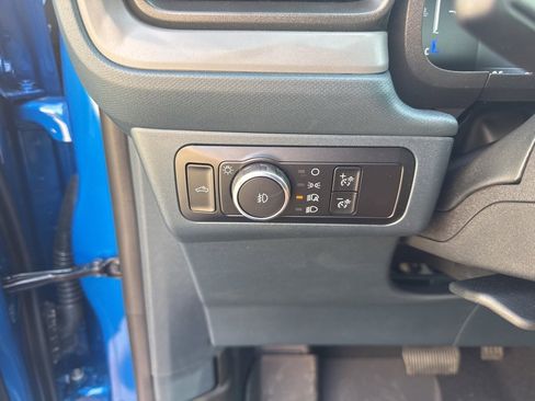 New 2025 Ford Maverick Lobo image 30