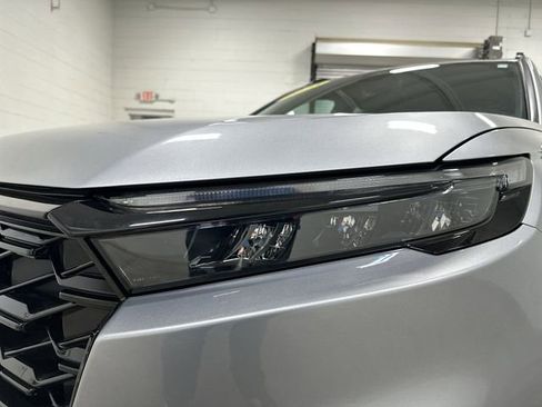 Used 2023 Honda CR-V Sport Touring image 11