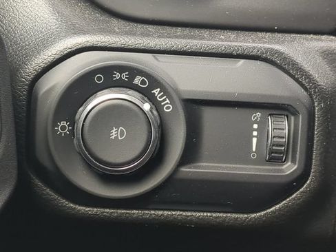 Certified 2023 Jeep Wrangler Sport AWD/4WD image 23