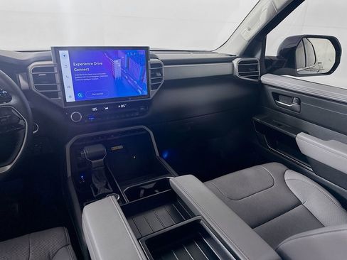 Used 2024 Toyota Tundra Limited image 23