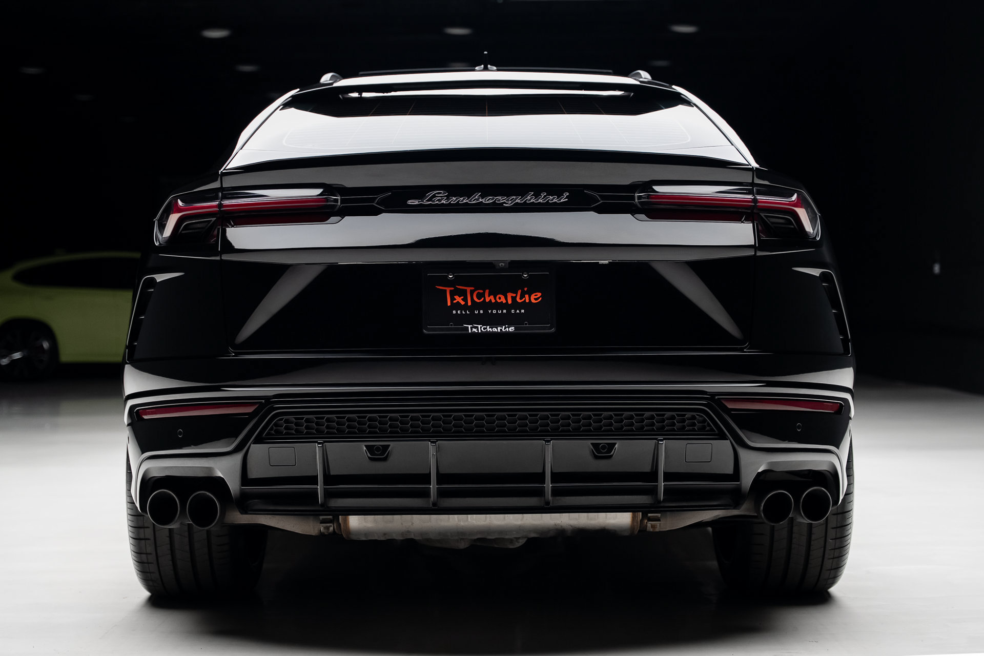Used 2019 Lamborghini Urus AWD/4WD image 26