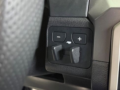 Used 2024 Toyota Tacoma TRD Sport image 42