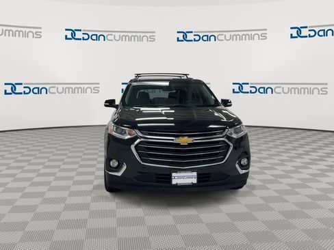 Used 2018 Chevrolet Traverse LT FWD image 3