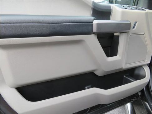 Used 2018 Ford F250 XLT image 12