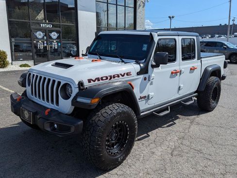 Used 2021 Jeep Gladiator Mojave w/ LED Lighting Group AWD/4WD image 2