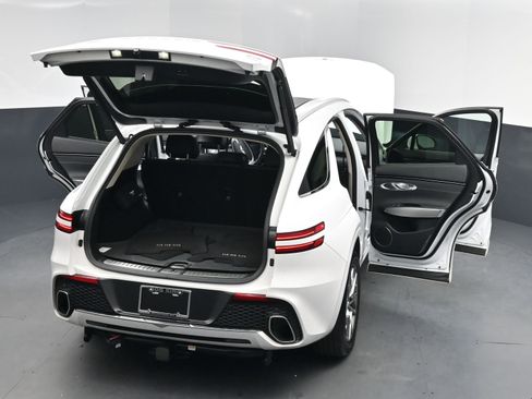 Used 2024 Genesis GV70 2.5T w/ Select Package image 16