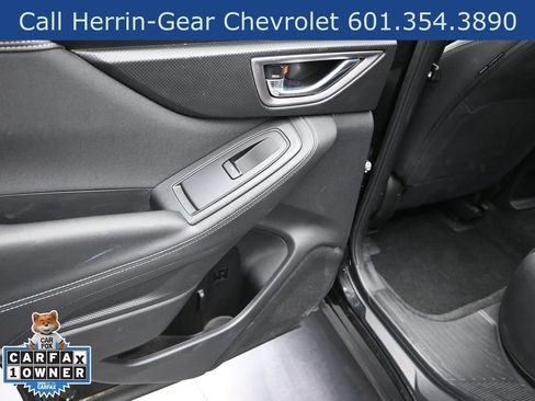 Used 2023 Subaru Forester Premium image 15