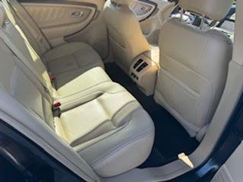 Used 2017 Ford Taurus Limited image 10