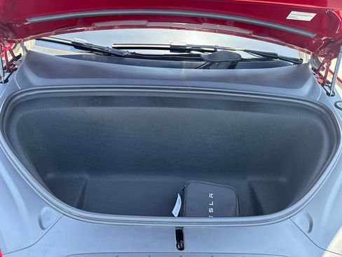 Used 2023 Tesla Model X AWD/4WD image 12