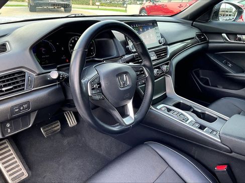Used 2022 Honda Accord Sport image 16