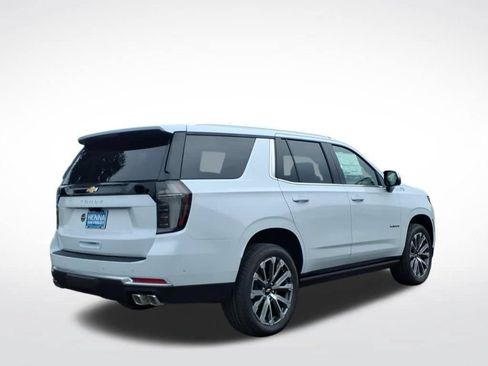 New 2026 Chevrolet Tahoe High Country AWD/4WD image 3