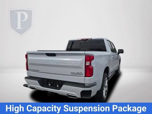 New 2026 Chevrolet Silverado 1500 High Country AWD/4WD image 9