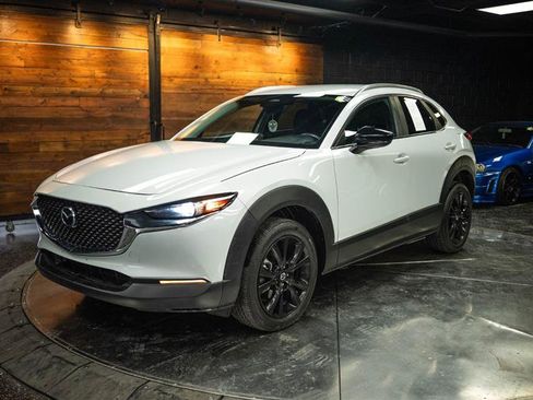 Used 2024 MAZDA CX-30 AWD 2.5 S w/ Select Sport Pkg image 2