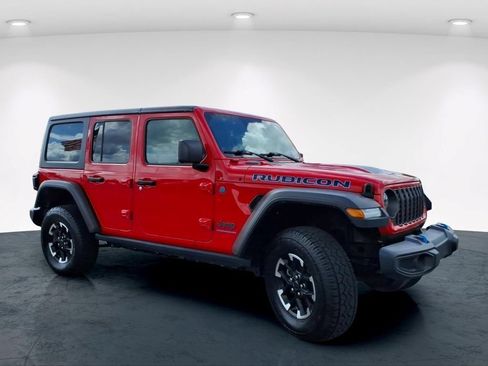 Used 2024 Jeep Wrangler Unlimited Rubicon 4xe AWD/4WD image 5