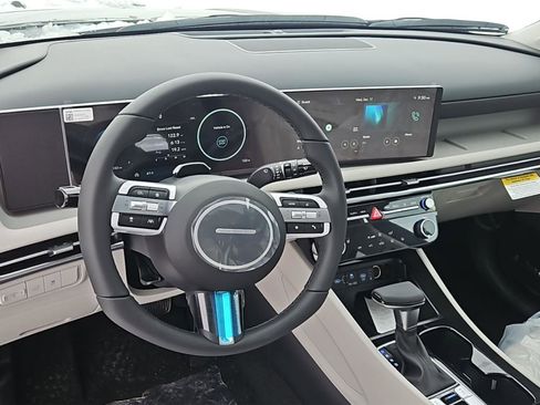 New 2026 Hyundai Tucson SEL image 11