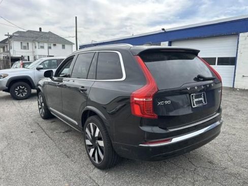Used 2025 Volvo XC90 T8 Ultra w/ Protection Package Premier AWD/4WD image 3