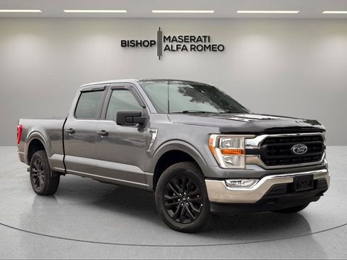 Used 2022 Ford F150 XLT w/ Trailer Tow Package AWD/4WD image 1