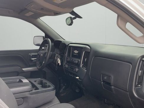 Used 2017 Chevrolet Silverado 1500 LT w/ LT Convenience Package AWD/4WD image 12