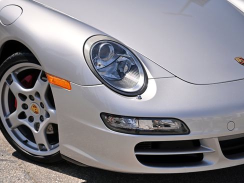 Used 2005 Porsche 911 Carrera S RWD image 27