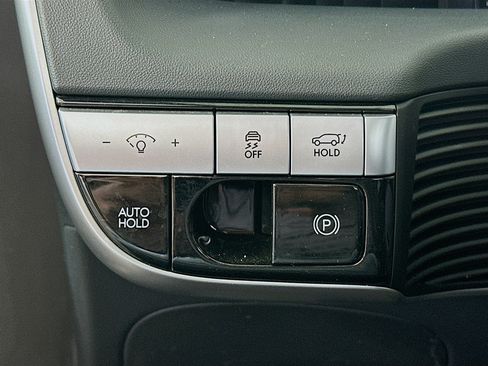 Used 2024 Hyundai Ioniq 5 SEL RWD image 17
