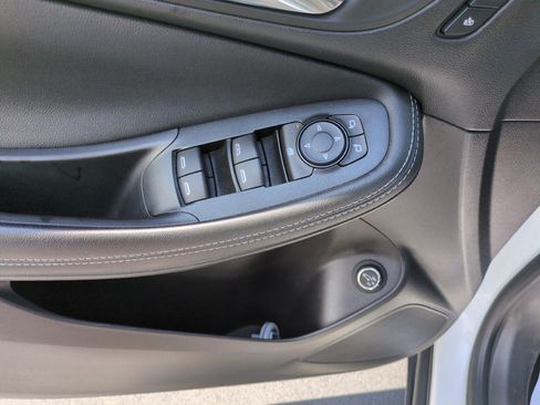 Used 2022 Buick Encore GX Essence w/ Experience Buick Package AWD/4WD image 13