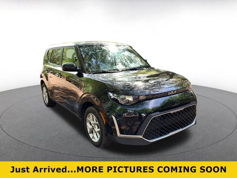 Used 2025 Kia Soul LX w/ LX Technology Package image 1