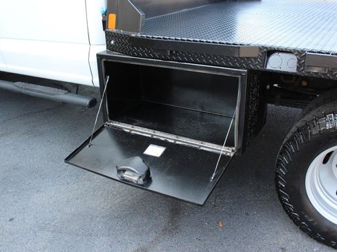 Used 2024 Ford F350 XL w/ XL Chrome Package AWD/4WD image 15