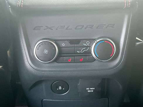 New 2026 Ford Explorer ST-Line w/ ST-Line Street Pack RWD image 18
