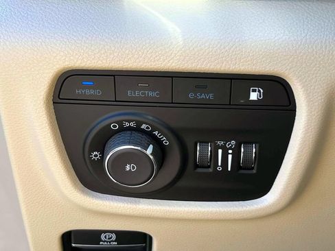 Used 2022 Jeep Grand Cherokee Limited 4xe AWD/4WD image 24