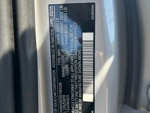 Used 2025 Volvo XC60 B5 Plus AWD/4WD image 26