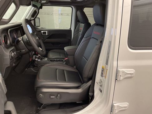 New 2026 Jeep Gladiator Rubicon image 16